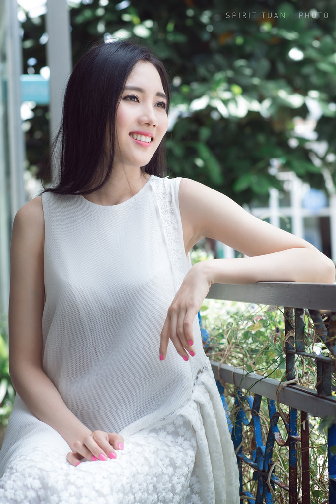 漂亮的女秘书在线